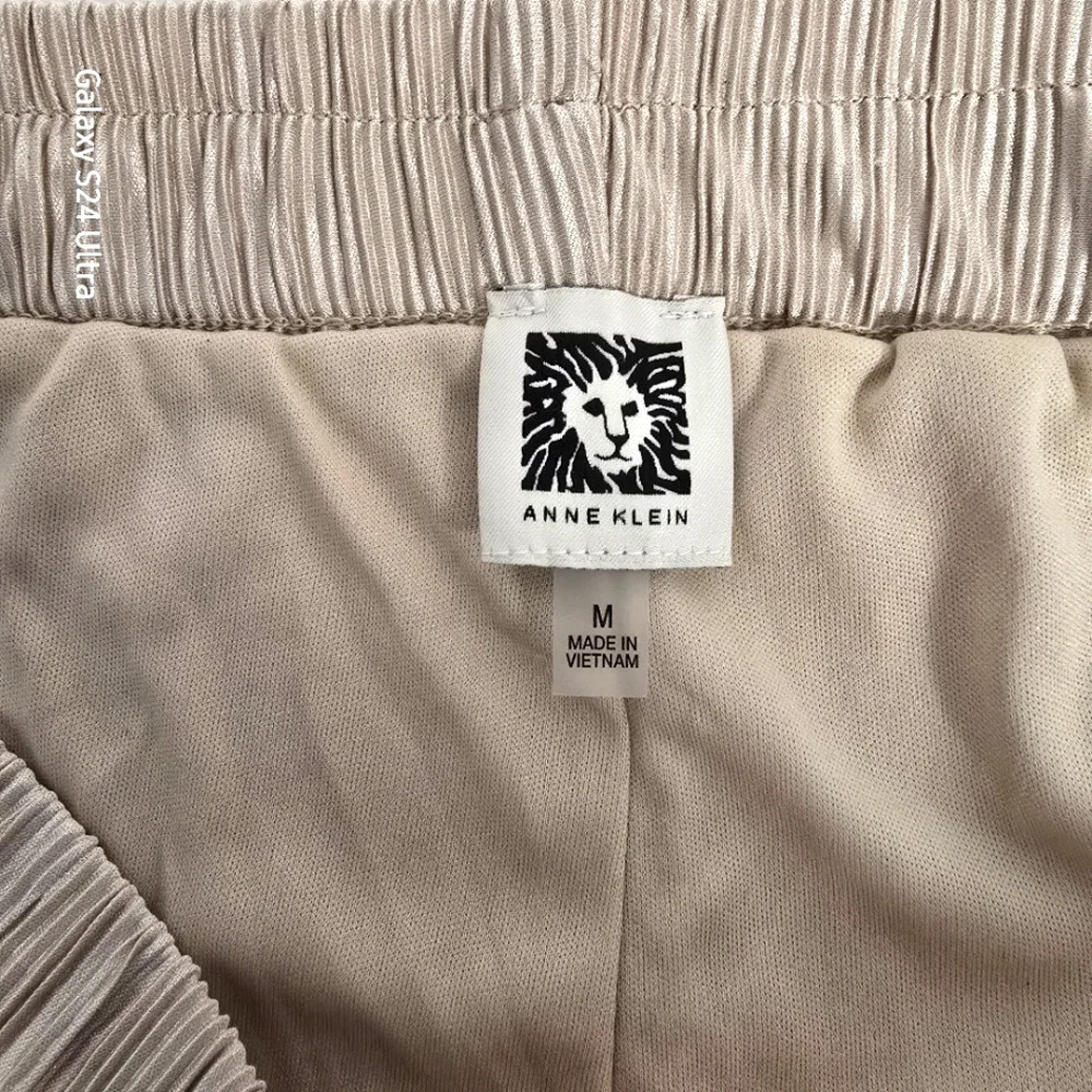 NWT‎ Anne Klein Beige Fully Lined Flowy Trousers Size M - Picture 7 of 11